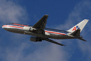 American Airlines Boeing 767-223(ER) (N335AA) at  Los Angeles - International, United States