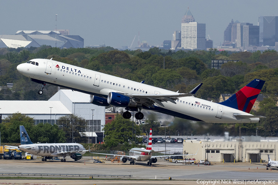 Delta Air Lines Airbus A321-211 (N335DN) | Photo 379218