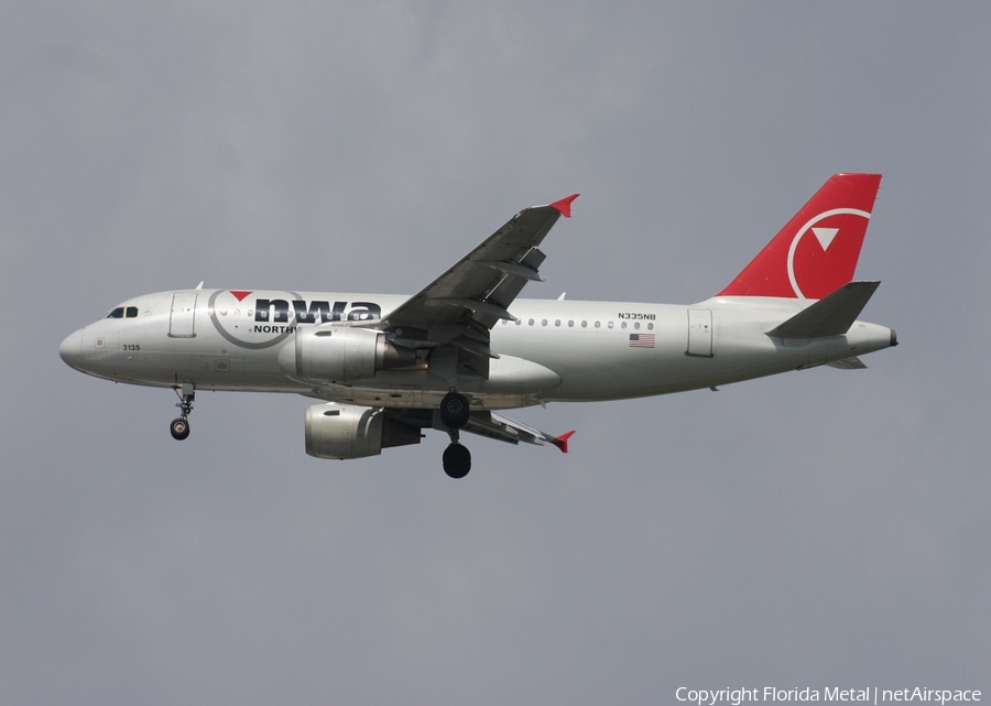 Northwest Airlines Airbus A319-114 (N335NB) | Photo 331306