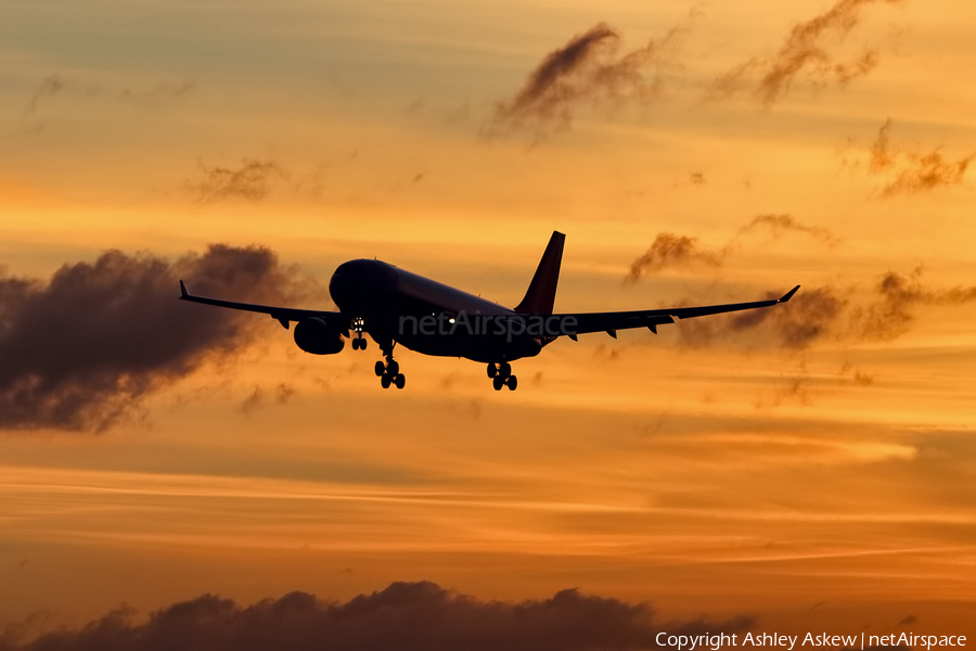 Avianca Cargo Airbus A330-243F (N335QT) | Photo 220261