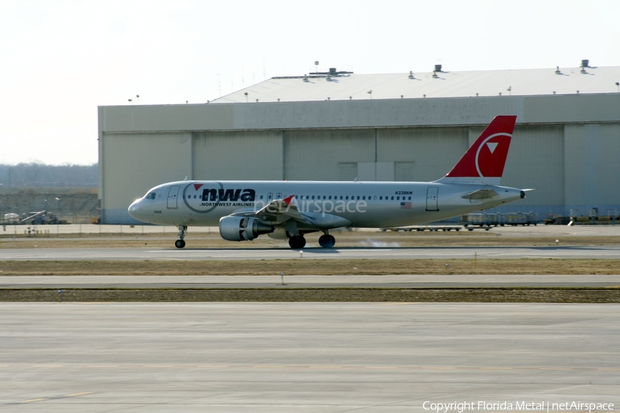 Northwest Airlines Airbus A320-212 (N336NW) | Photo 331314