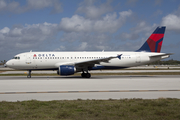 Northwest Airlines Airbus A320-212 (N336NW) at  Ft. Lauderdale - International, United States