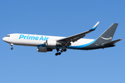 Amazon Prime Air (Air Transport International) Boeing 767-323(ER)(BDSF) (N337AZ) at  Windsor Locks - Bradley International, United States