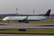 Delta Air Lines Airbus A321-211 (N337DN) at  Atlanta - Hartsfield-Jackson International, United States