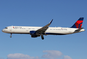 Delta Air Lines Airbus A321-211 (N337DN) at  Las Vegas - Harry Reid International, United States