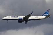 JetBlue Airways Embraer ERJ-190AR (ERJ-190-100IGW) (N337JB) at  Newark - Liberty International, United States