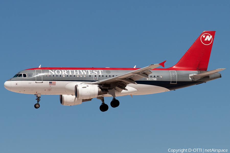 Northwest Airlines Airbus A319-114 (N337NB) | Photo 180502