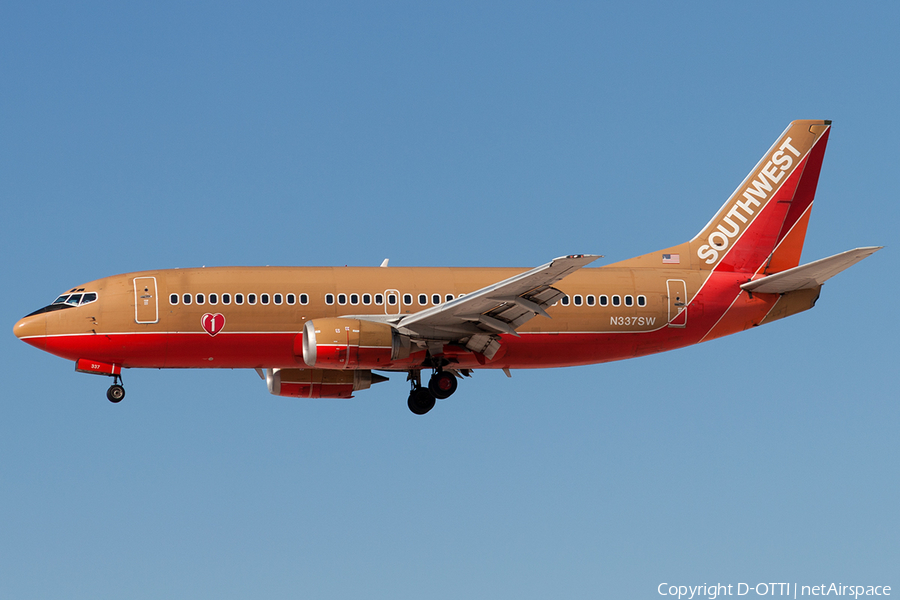 Southwest Airlines Boeing 737-3H4 (N337SW) | Photo 181077