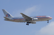 American Airlines Boeing 767-223(ER) (N338AA) at  Los Angeles - International, United States
