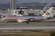 American Airlines Boeing 767-223(ER) (N338AA) at  Los Angeles - International, United States