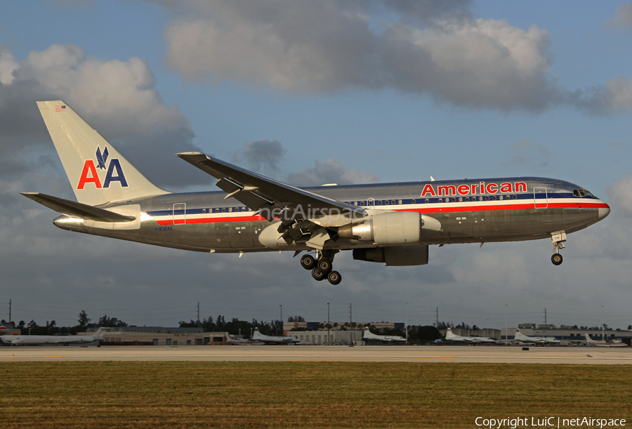 American Airlines Boeing 767-223(ER) (N338AA) | Photo 5808