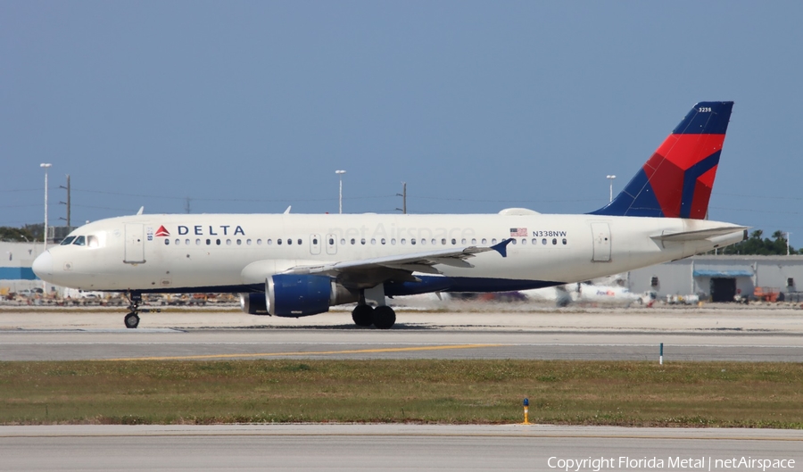 Delta Air Lines Airbus A320-212 (N338NW) | Photo 621233