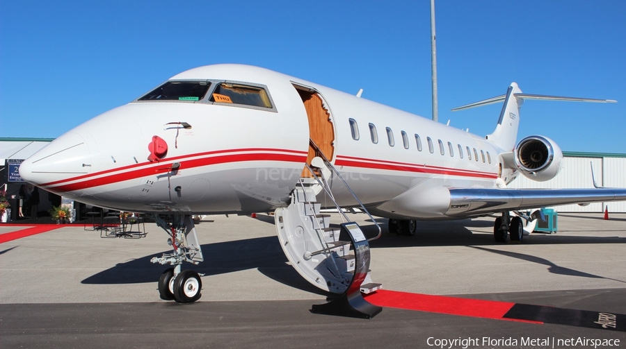 (Private) Bombardier BD-700-1A10 Global Express (N338TP) | Photo 300303