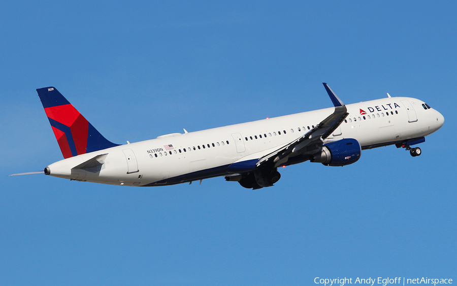 Delta Air Lines Airbus A321-211 (N339DN) | Photo 362534