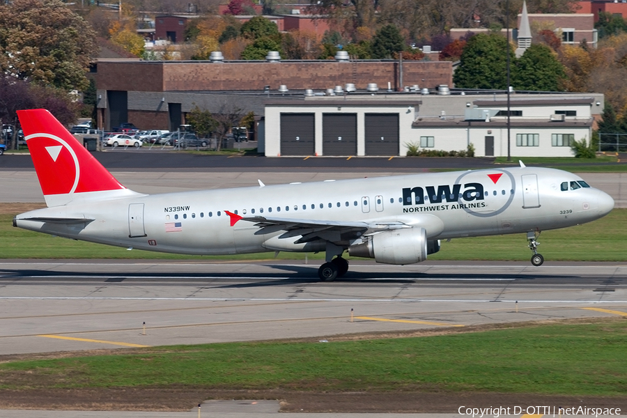 Northwest Airlines Airbus A320-212 (N339NW) | Photo 191248