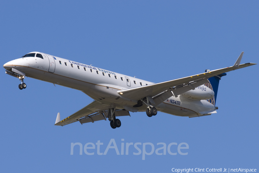 Continental Express (ExpressJet) Embraer ERJ-145XR (N34111) | Photo 41921