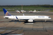 United Airlines Boeing 757-224 (N34131) at  Hamburg - Fuhlsbuettel (Helmut Schmidt), Germany