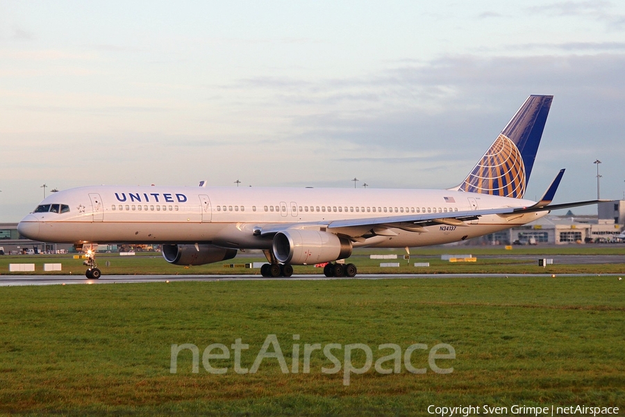 United Airlines Boeing 757-224 (N34137) | Photo 60102