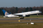 United Airlines Boeing 757-224 (N34137) at  Hamburg - Fuhlsbuettel (Helmut Schmidt), Germany