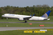 United Airlines Boeing 757-224 (N34137) at  Hamburg - Fuhlsbuettel (Helmut Schmidt), Germany