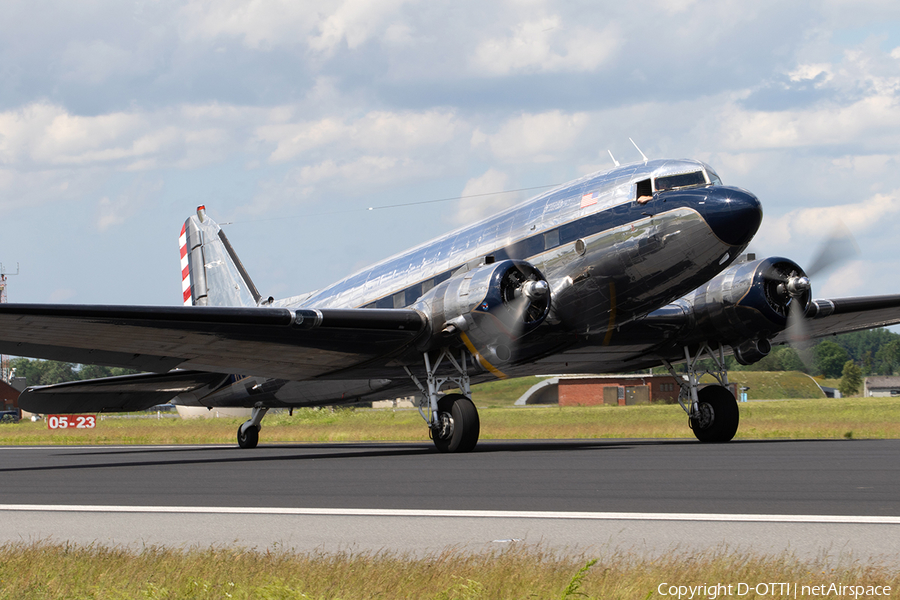 (Private) Douglas DC-3A-253A (N341A) | Photo 328391