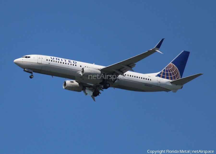United Airlines Boeing 737-824 (N34222) | Photo 380540