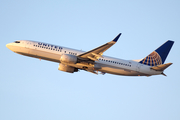 United Airlines Boeing 737-824 (N34282) at  Los Angeles - International, United States