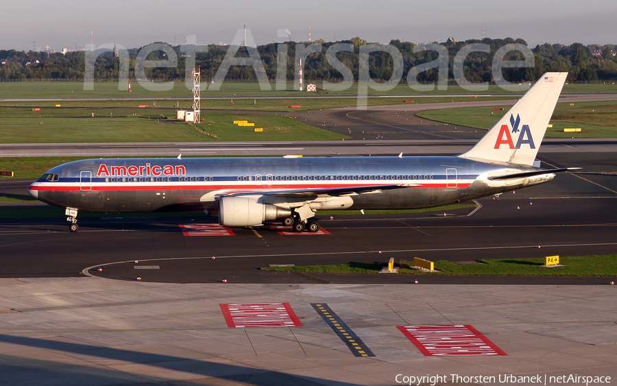 American Airlines Boeing 767-323(ER) (N342AN) | Photo 416499