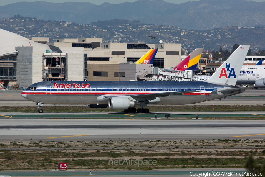 American Airlines Boeing 767-323(ER) (N342AN) | Photo 18643
