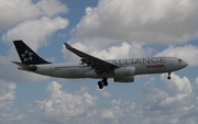 Avianca Airbus A330-243 (N342AV) at  Miami - International, United States
