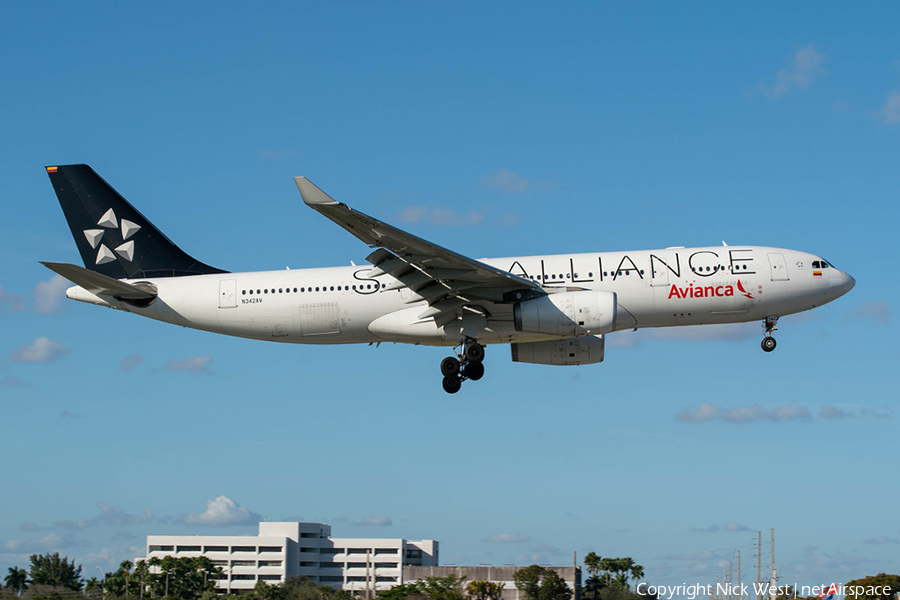 Avianca Airbus A330-243 (N342AV) | Photo 369171