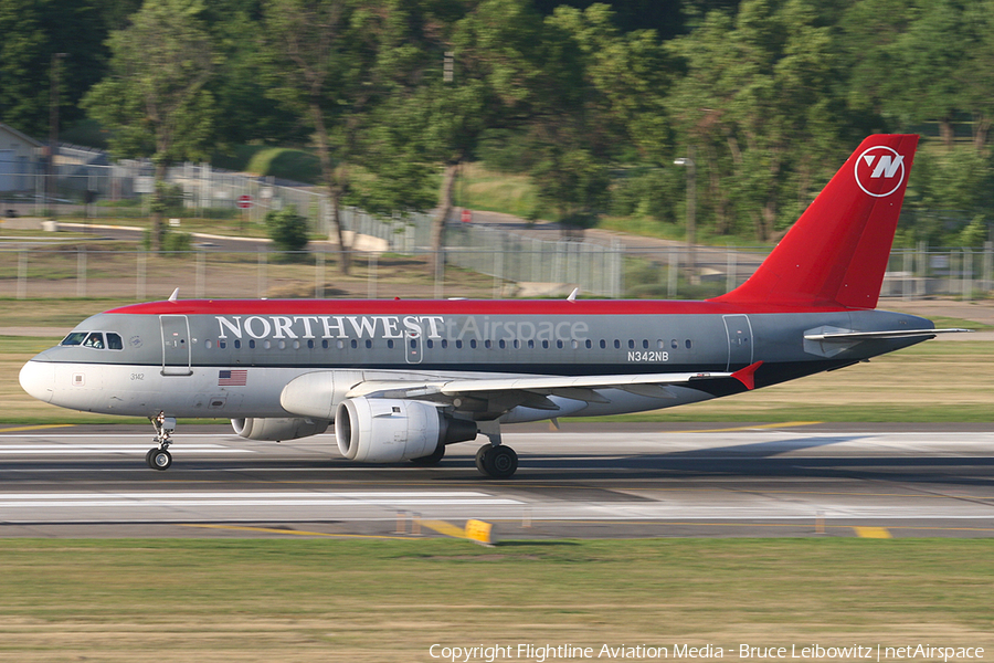 Northwest Airlines Airbus A319-114 (N342NB) | Photo 143034