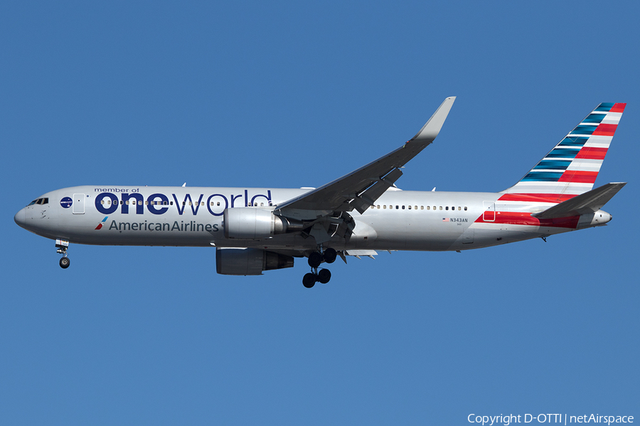 American Airlines Boeing 767-323(ER) (N343AN) | Photo 219078
