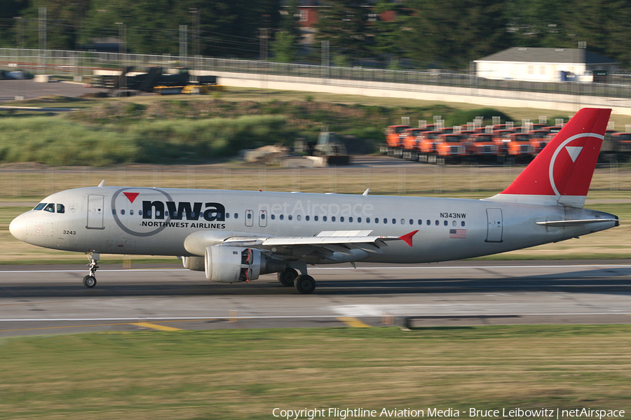 Northwest Airlines Airbus A320-212 (N343NW) | Photo 176759