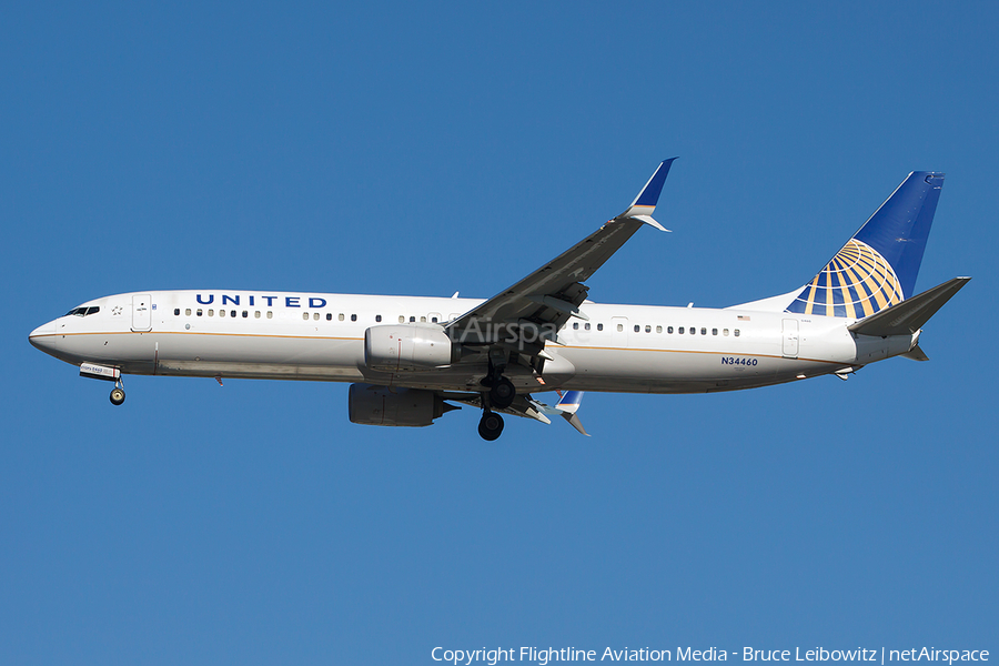 United Airlines Boeing 737-924(ER) (N34460) | Photo 102238