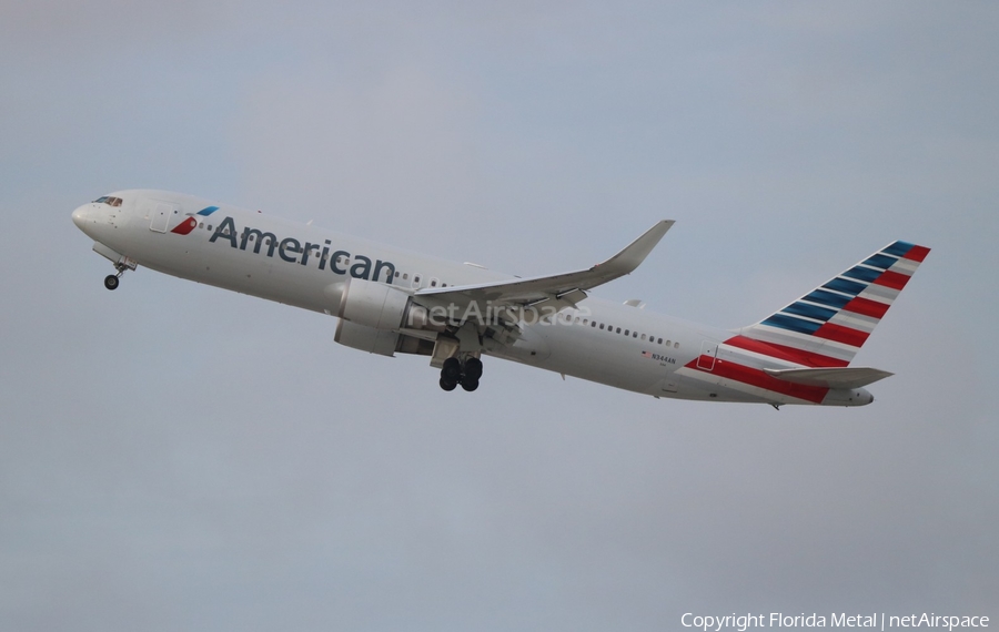 American Airlines Boeing 767-323(ER) (N344AN) | Photo 580260