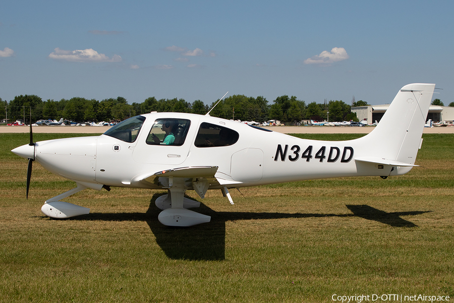 (Private) Cirrus SR20 G6 (N344DD) | Photo 660646