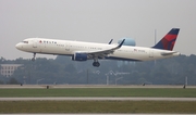 Delta Air Lines Airbus A321-211 (N344DN) at  Atlanta - Hartsfield-Jackson International, United States