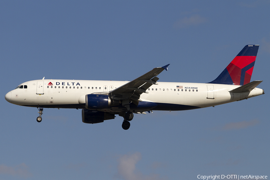 Delta Air Lines Airbus A320-212 (N344NW) | Photo 469539