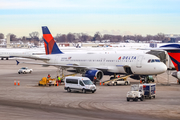 Delta Air Lines Airbus A320-212 (N345NW) at  Minneapolis - St. Paul International, United States