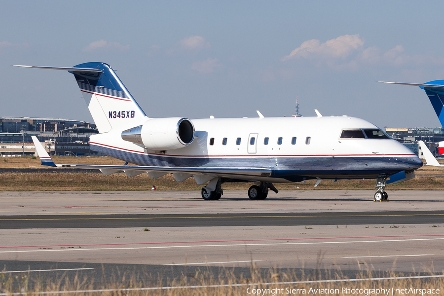 Executive Jet Management Bombardier CL-600-2B16 Challenger 604 (N345XB) | Photo 502352