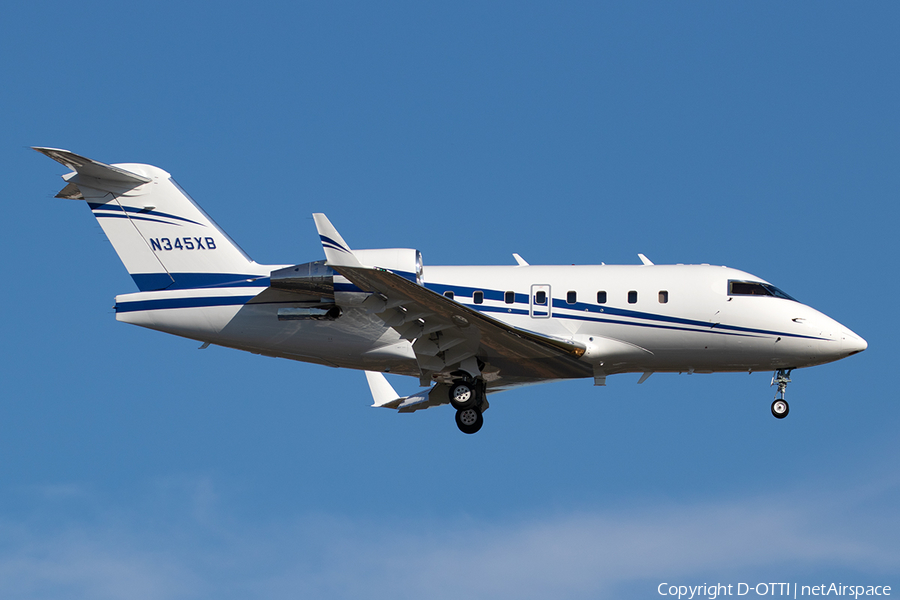 Executive Jet Management Bombardier CL-600-2B16 Challenger 604 (N345XB) | Photo 361916