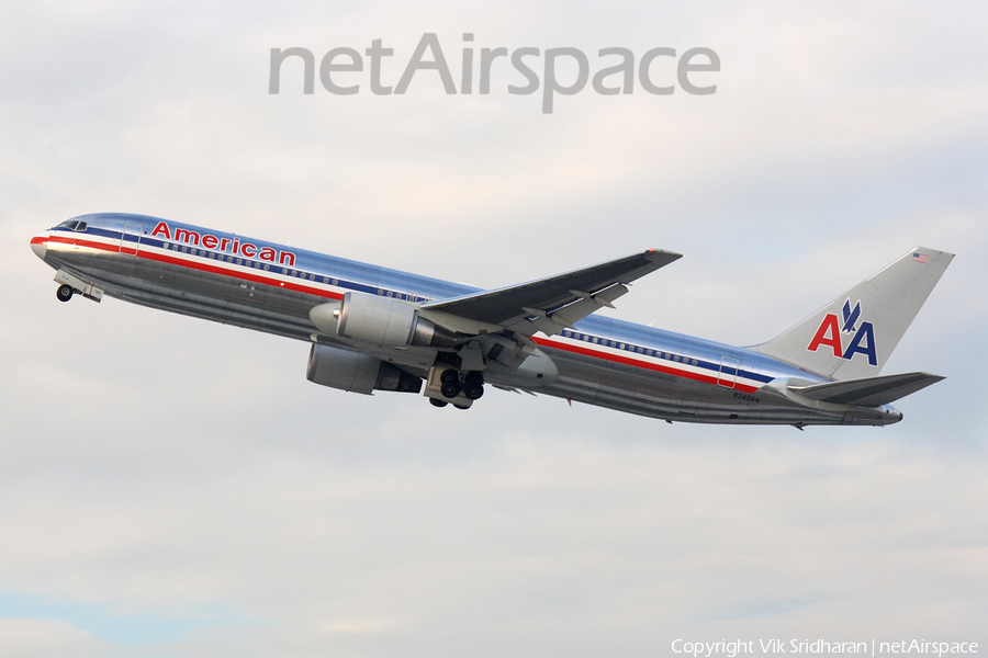 American Airlines Boeing 767-323(ER) (N349AN) | Photo 7244
