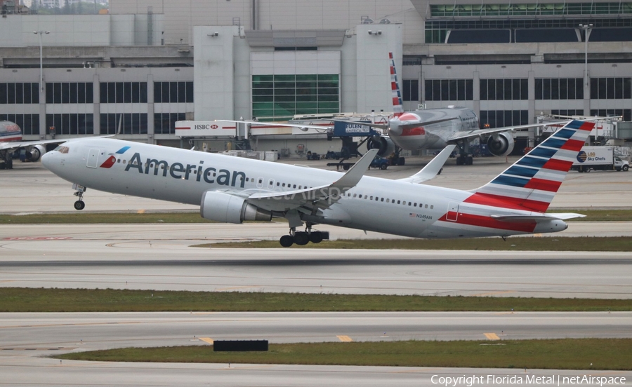 American Airlines Boeing 767-323(ER) (N349AN) | Photo 580318