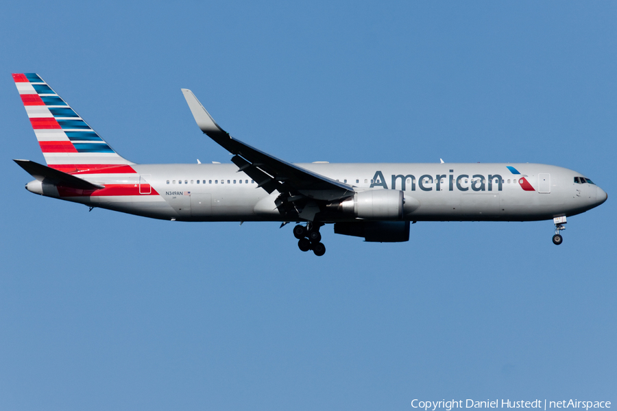 American Airlines Boeing 767-323(ER) (N349AN) | Photo 472785