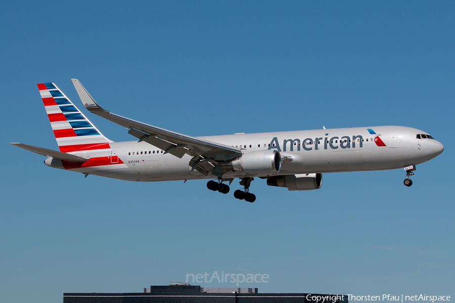 American Airlines Boeing 767-323(ER) (N350AN) | Photo 134205