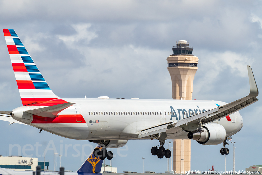 American Airlines Boeing 767-323(ER) (N350AN) | Photo 307877
