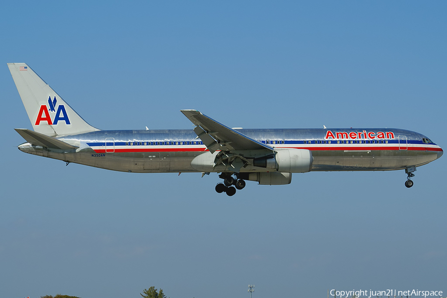 American Airlines Boeing 767-323(ER) (N350AN) | Photo 70571