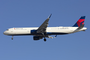 Delta Air Lines Airbus A321-211 (N350DN) at  Atlanta - Hartsfield-Jackson International, United States