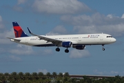 Delta Air Lines Airbus A321-211 (N350DN) at  Ft. Lauderdale - International, United States